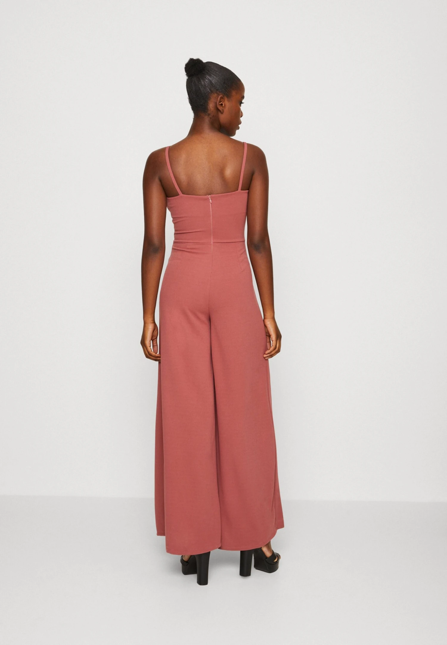 Wal G Thea Wide Leg - Jumpsuit - Dark Mauve Pink 3 Wal G Thea Wide Leg - Jumpsuit - Dark Mauve Pink - Afbeelding 3
