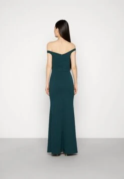 Wal G Kia Off The Shoulder Maxi Dress - Galajurk - Forest Green -Wal G. 0f3b60f7d11c485a846dfcd6dcb57b20
