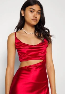 Wal G Sharara Cut Out Dress - Cocktailjurk - Red 9 Wal G Sharara Cut Out Dress - Cocktailjurk - Red -Wal G. 1049ba1f9d9d4823a71926e0763fcb65