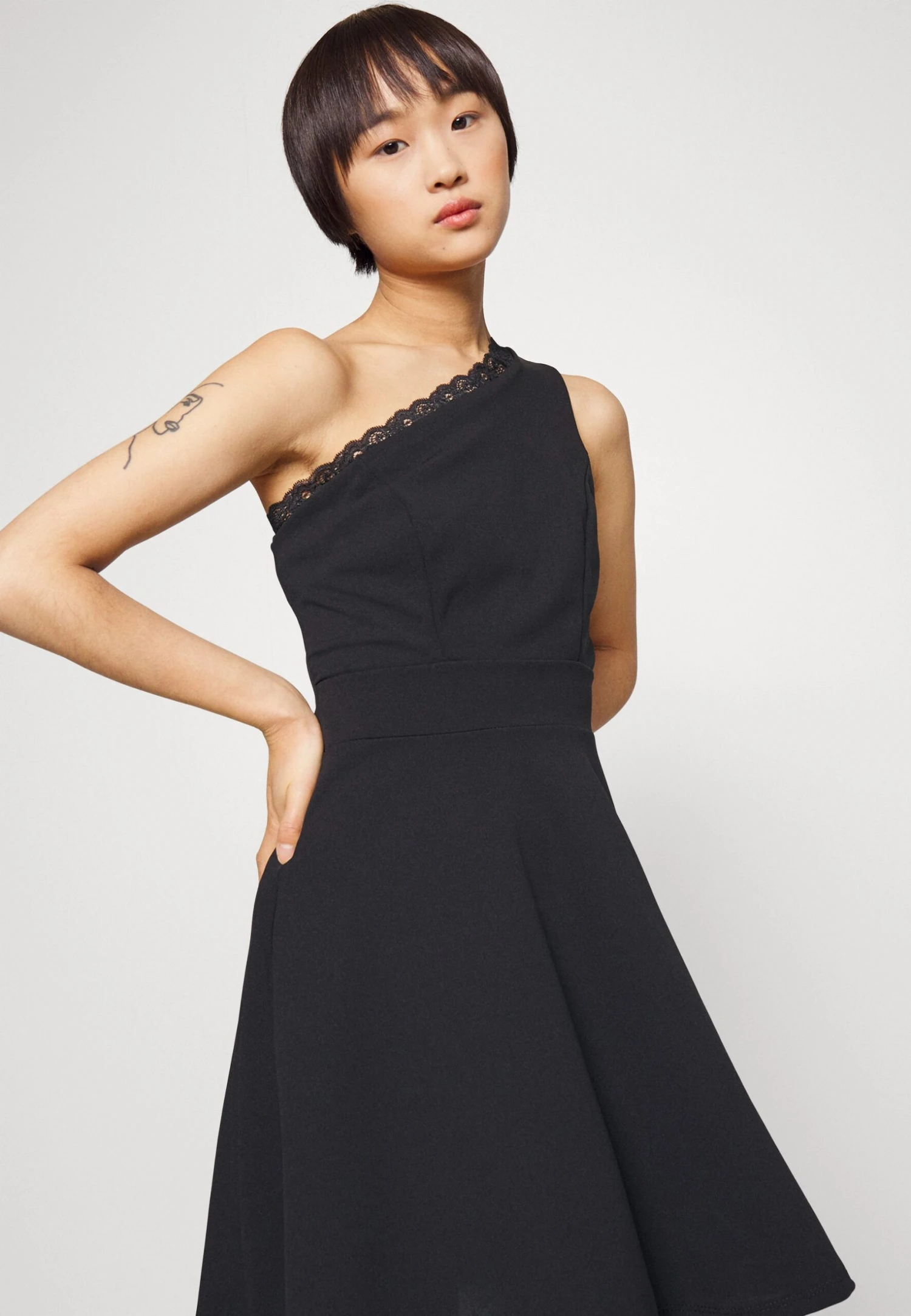 Penelope Lace Skater - Cocktailjurk - Black 5 Penelope Lace Skater - Cocktailjurk - Black - Afbeelding 5