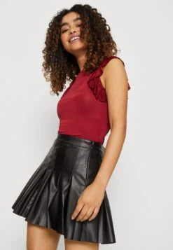 Wal G Ben Ruffle Bodysuit - T-Shirt Print - Burgundy 9 Wal G Ben Ruffle Bodysuit - T-Shirt Print - Burgundy -Wal G. 12873ed798604e598e8cb75e38e94f0d