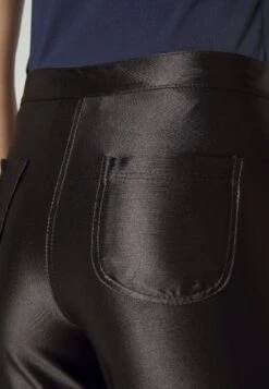 Wal G Ami Trouser - Broek - Black 11 Wal G Ami Trouser - Broek - Black -Wal G. 18e80be6e43346258c545f824fcbf4fc