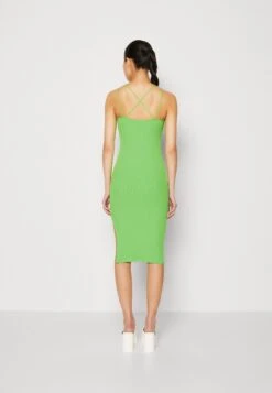 Wal G Cruise Collection Libby Strappy Midi Dress - Jerseyjurk - Leaf Green -Wal G. 191aca3a2d374e959dcc4dabb17aa971