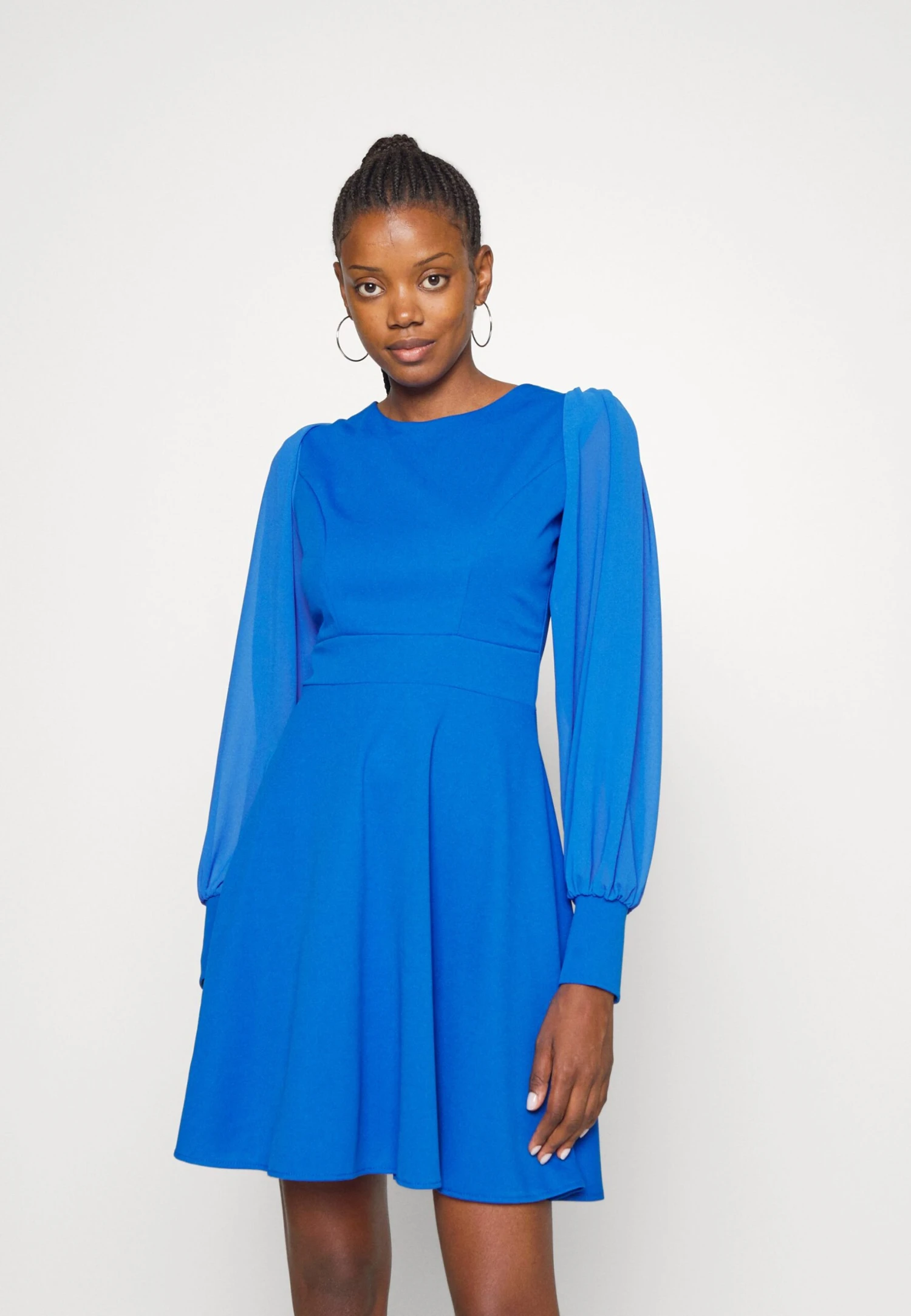 Wal G Kat Sleeve Dress - Jurk - Electric Blue 1 Wal G Kat Sleeve Dress - Jurk - Electric Blue