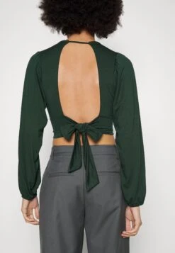 Wal G Crissy Backless - Longsleeve - Forest Green -Wal G. 21e12b1f8c4940d481d11a993d6b3ba5