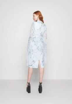 Wal G Wedding Cape Midi Dress - Jerseyjurk - Dark Blue/Multi -Wal G. 227612ec0d71429a88f7fe793d64494a