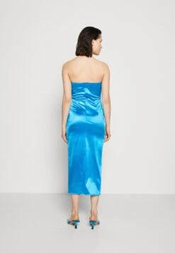 Wal G Party Ben V Neck Midi - Cocktailjurk - Ocean Blue -Wal G. 276f32fb23a14af794fdc89c1dcee7c7