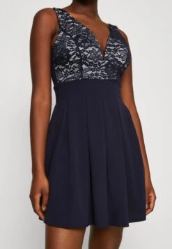 Wal G Belle V Neck Skater Dress - Cocktailjurk - Navy/White 11 Wal G Belle V Neck Skater Dress - Cocktailjurk - Navy/White -Wal G. 358103d7c05440a3b273c1393176d1b8
