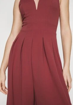 Wal G Alinali Pleated- Jumpsuit - Dark Mauve Pink -Wal G. 3d5f3cad68ce4557b7bdb369d61f3c7c