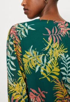 Wal G Cruise Collection Tropical Contrast Mini Dress - Jurk - Multicoloured -Wal G. 463372af8fd04bd583114f9157299c3d