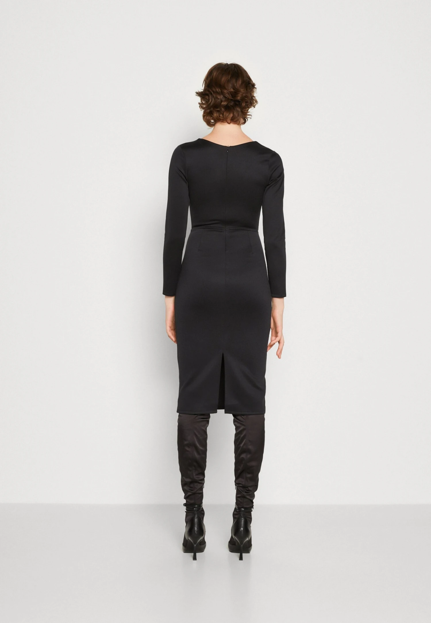 Wal G Zanad V Neck Midi - Jerseyjurk - Black 3 Wal G Zanad V Neck Midi - Jerseyjurk - Black - Afbeelding 3