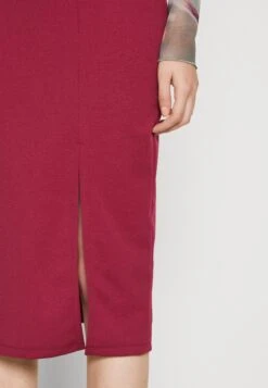 Wal G Valentines Heart Midi Skirt - Kokerrok - Magenta -Wal G. 4aa1ab73bc51488d8cf44c7853a19cb7