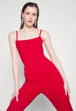 Xina Strappy - Jumpsuit - Red 9 Xina Strappy - Jumpsuit - Red -Wal G. 58d9dda47c384ef2b690aa7657f7f557