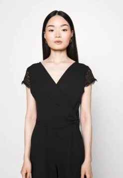 Cecillian V Neck Jumpsuit - Jumpsuit - Black -Wal G. 61b48e82119a402498d655de391e9193