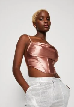 Wal G Christian Corset Crop - Top - Dusty Pink -Wal G. 7e476e5087354e17bc0af25acc36b0b1