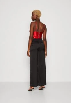 Wal G Christian Corset Crop - Top - Red -Wal G. 89486f6a4a4944dbbc7dceba463b4abb