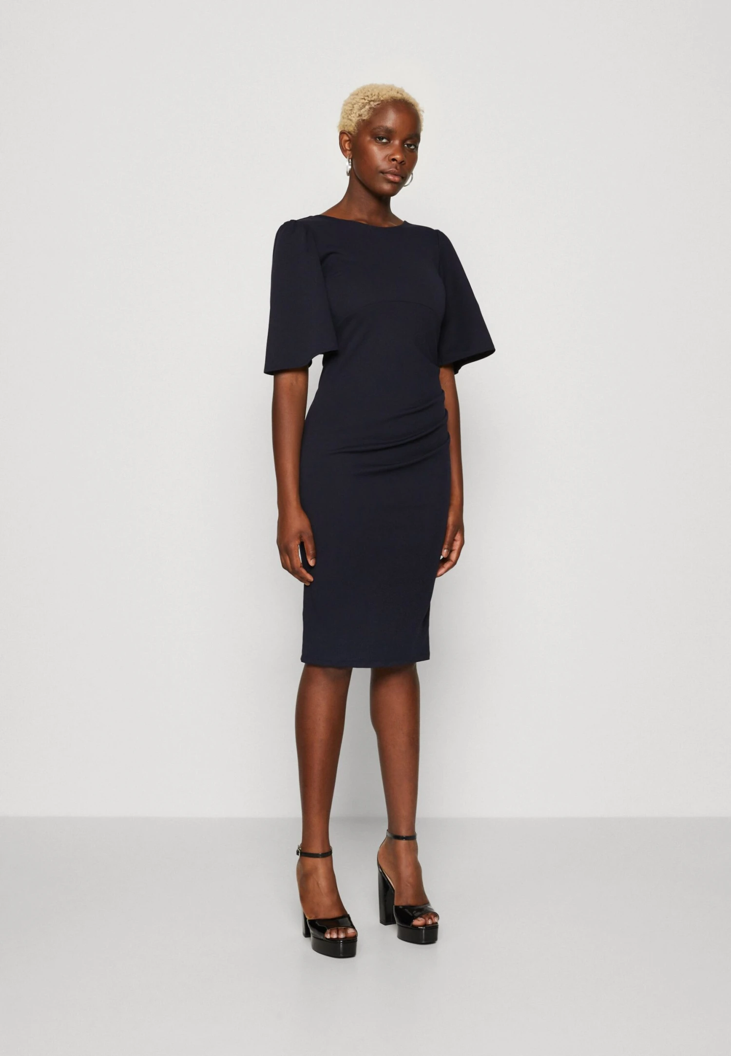 Wal G Puff Sleeve Midi Dress - Etui-Jurk - Navy Blue 1 Wal G Puff Sleeve Midi Dress - Etui-Jurk - Navy Blue