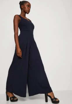 Wal G Rian Wide Leg Pleat - Jumpsuit - Navy Blue -Wal G. 8d9257d3dd194a69b12c59b701b66351