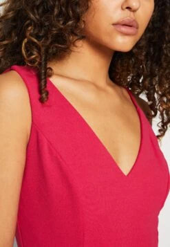 Wal G Sweeny Peplum Midi Dress - Jerseyjurk - Dark Fuchsia 11 Wal G Sweeny Peplum Midi Dress - Jerseyjurk - Dark Fuchsia -Wal G. 935fb0d745d74258997192c3efb1245d