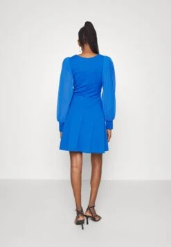 Wal G Kat Sleeve Dress - Jurk - Electric Blue 8 Wal G Kat Sleeve Dress - Jurk - Electric Blue -Wal G. 96b097c8ba7349f78b5ba1d7d6652c62
