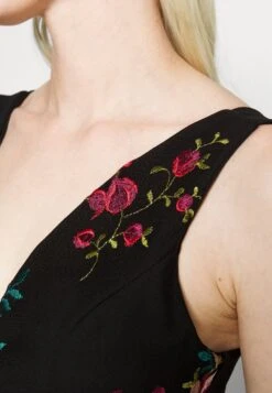 Contrast Plunge - Jumpsuit - Black -Wal G. 99cc8fd148ff48bdbd158543c443567f