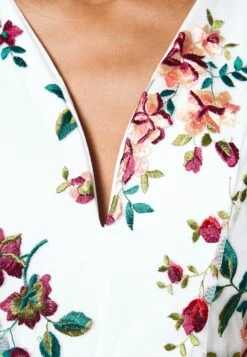 Contrast Plunge - Jumpsuit - White 11 Contrast Plunge - Jumpsuit - White -Wal G. 9aaa4e69344444e0ae9edbbd4bbb9b42