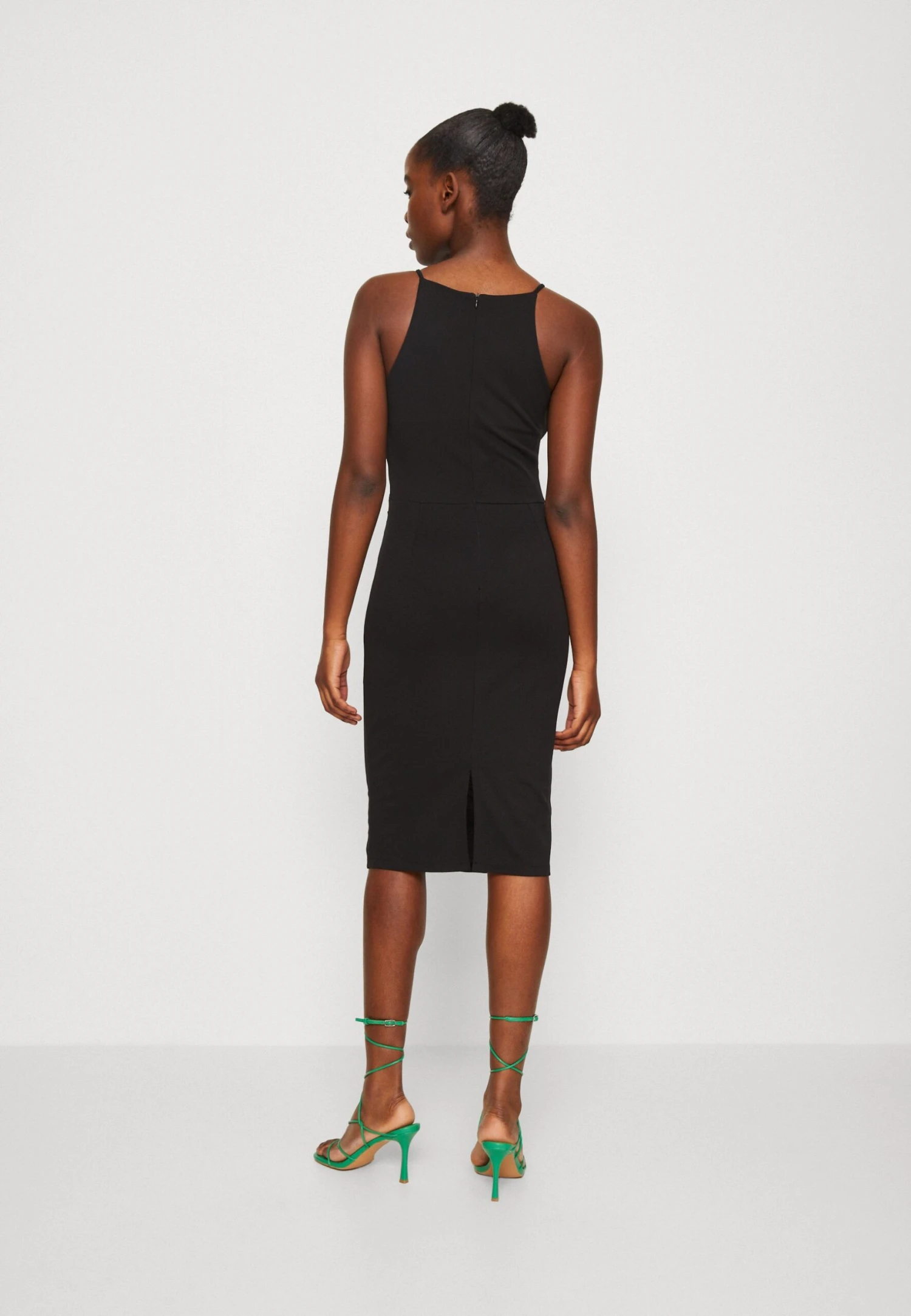 Wal G Harriet Halter Midi Dress - Jerseyjurk - Black 3 Wal G Harriet Halter Midi Dress - Jerseyjurk - Black - Afbeelding 3