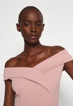 Nancy - Jumpsuit - Pink 11 Nancy - Jumpsuit - Pink -Wal G. a939b62c31944e508e7c2434264c1f08