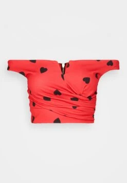 Wal G Valentines Heart Crop - Top - Red/Black -Wal G. b8042d2cbfcd4404aa426d83560aedec