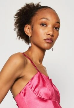 Wal G Saira Midi - Etui-Jurk - Fuchsia -Wal G. cba4a2ff9a7f448a8d7644469a3b8bb0