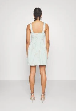 Wal G Wedding - Lila V Neck Print Skater - Cocktailjurk - Hellgrün, Mehrfarbig 7 Wal G Wedding - Lila V Neck Print Skater - Cocktailjurk - Hellgrün, Mehrfarbig -Wal G. cbaf6f65e0c24a8b890cdf085fe79171