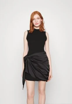 Wal G Holiday Alex Wrap Skirt Mini - Cocktailjurk - Black