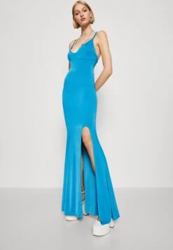 Wal G Rosie Strappy - Maxi-Jurk - Ocean Blue -Wal G. d43f5bd38c334dfebdd46b1c1790f61d