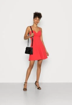 Wal G. -Wal G. d5603d63185140f1ad23140176d4094e