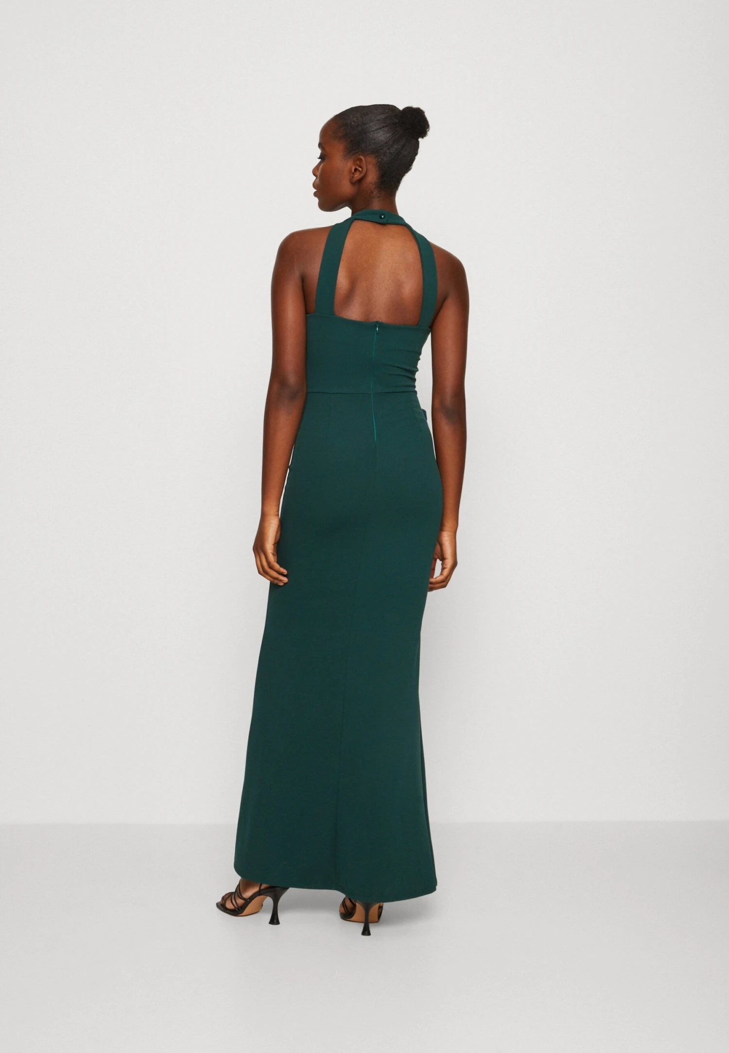 Wal G Tilly Ruffle Halter Neck Maxi Dress - Jerseyjurk - Forest Green 3 Wal G Tilly Ruffle Halter Neck Maxi Dress - Jerseyjurk - Forest Green - Afbeelding 3