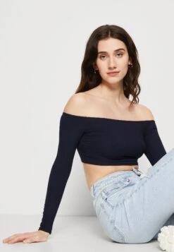 Wal G Hollie Off Shoulder Crop - Longsleeve - Navy -Wal G. e04edce4b37e427192da6a2b0589f6d6