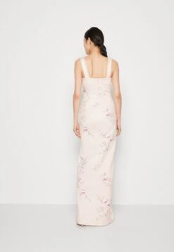 Wal G Wedding Dolly V Neck Print Maxi - Jerseyjurk - Apricot/Multi-Coloured 8 Wal G Wedding Dolly V Neck Print Maxi - Jerseyjurk - Apricot/Multi-Coloured -Wal G. e1ead963b14a433eb236da7d1b8c498c