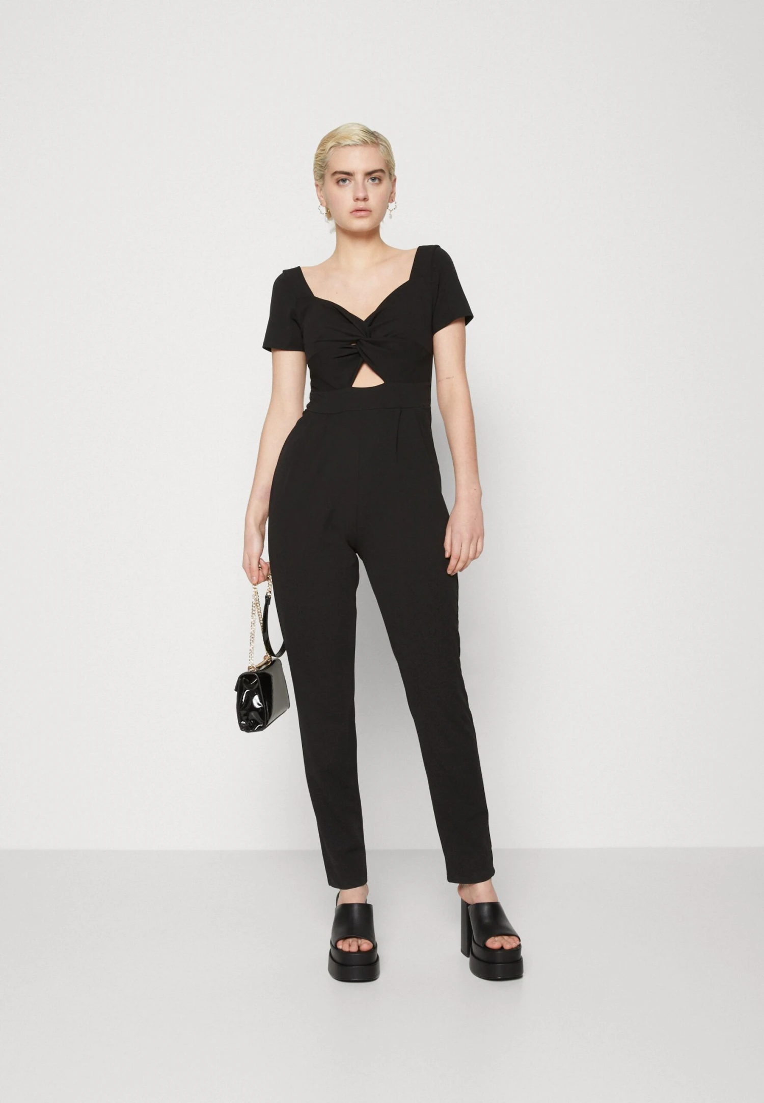 Wal G Sarb Cut Out- Jumpsuit - Black 2 Wal G Sarb Cut Out- Jumpsuit - Black - Afbeelding 2
