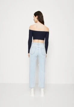 Wal G Hollie Off Shoulder Crop - Longsleeve - Navy -Wal G. ea40babde18944af90469664f7a01896