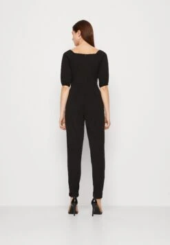 Wal G Alicia Straight Leg - Jumpsuit - Black -Wal G. fe1dba7ec53246f5a32da1ef8c769721